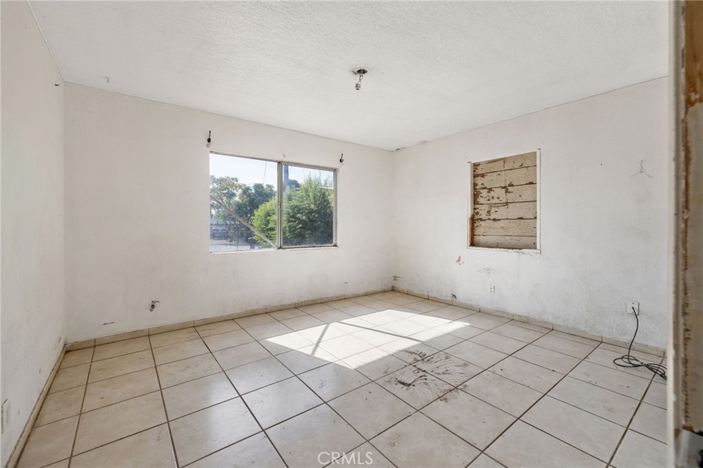 1692 N Beverly Property Photo 20