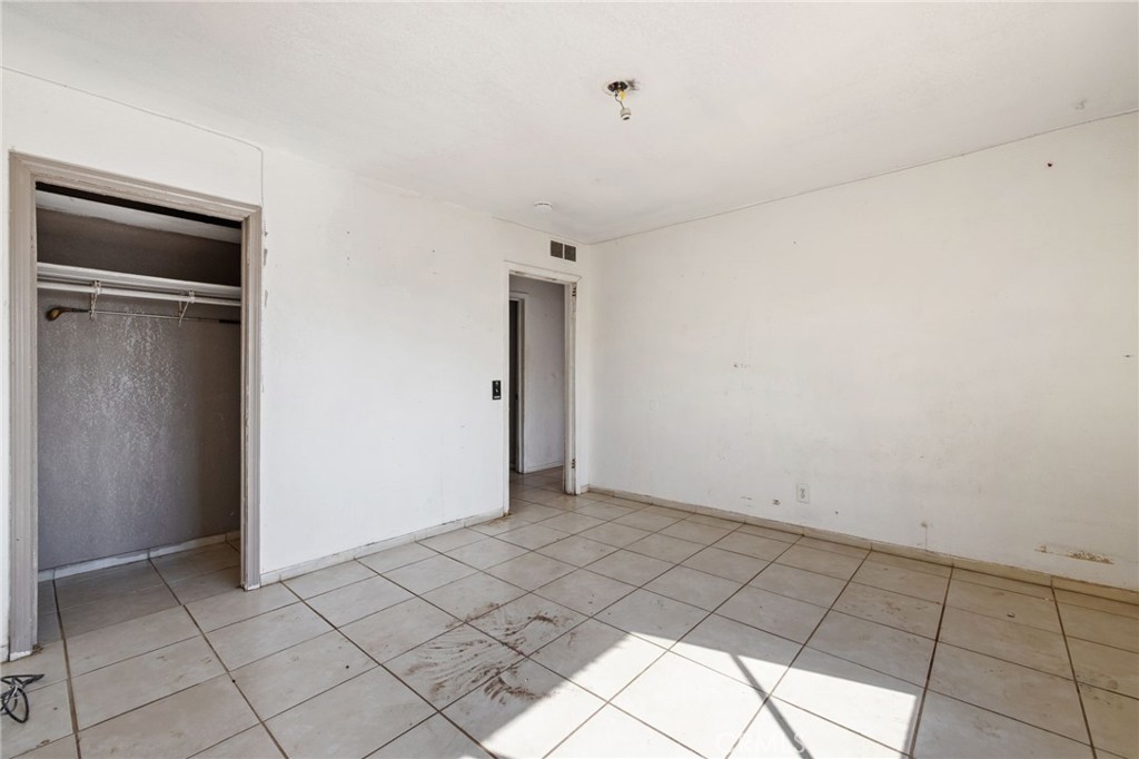 1692 N Beverly Property Photo 21