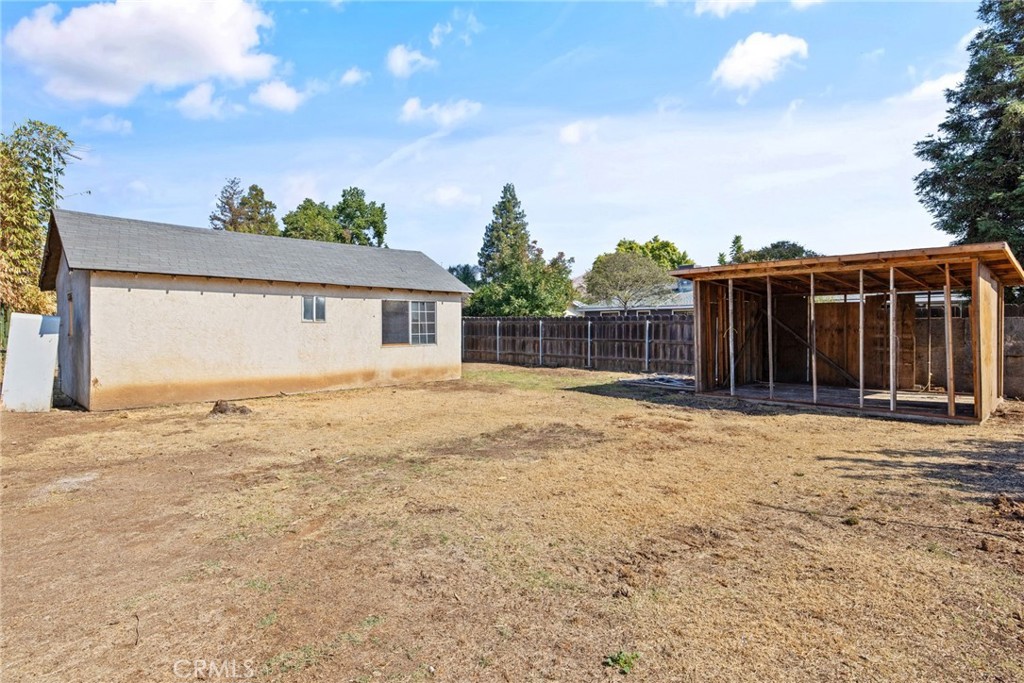 1692 N Beverly Property Photo 32