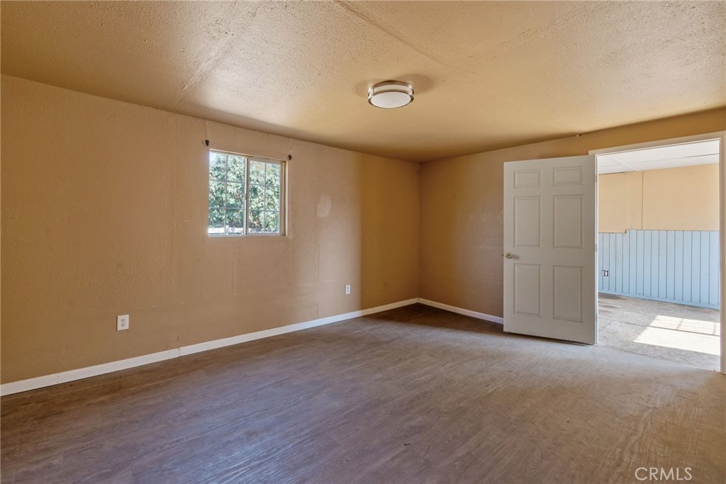 1692 N Beverly Property Photo 38