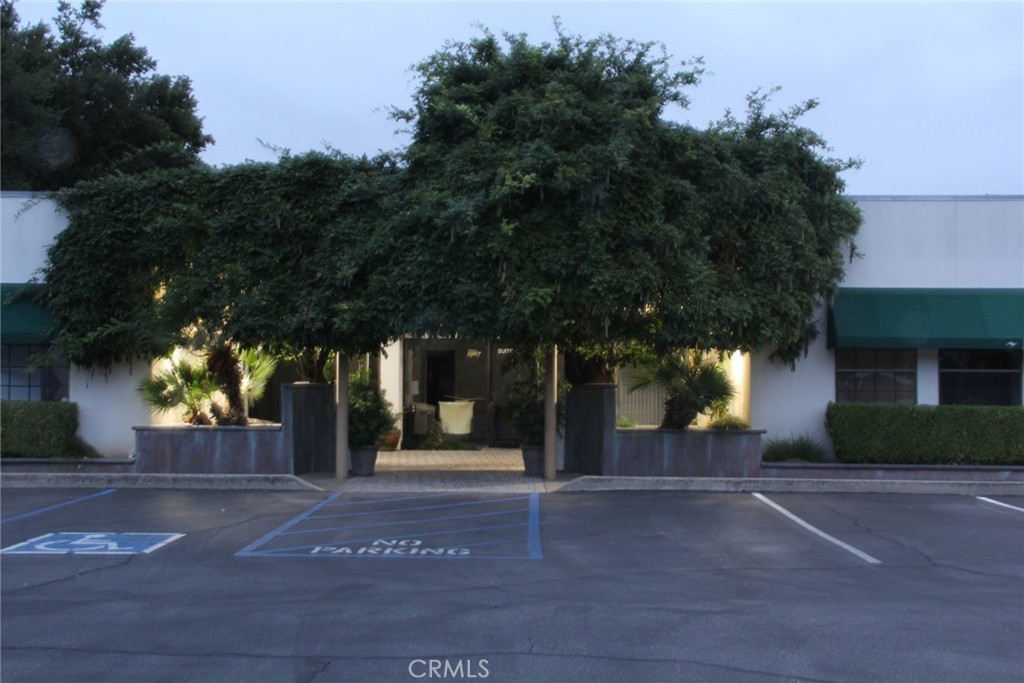 8655 Morro Road Property Photo 3