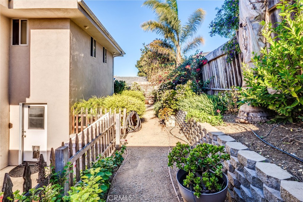 2560 Juniper Property Photo 41