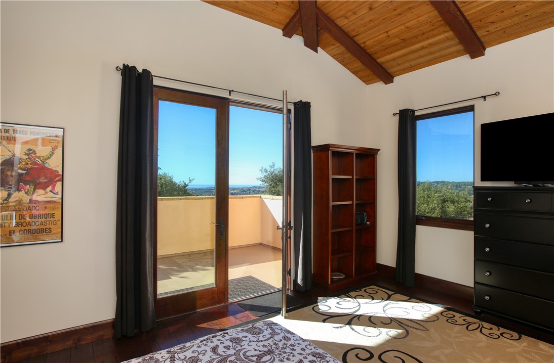 775 Avenida Alcola Property Photo 43