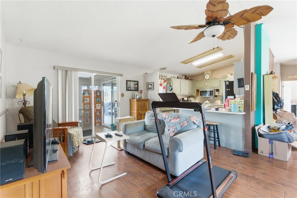 2170 Avenida Redondo Property Photo 11