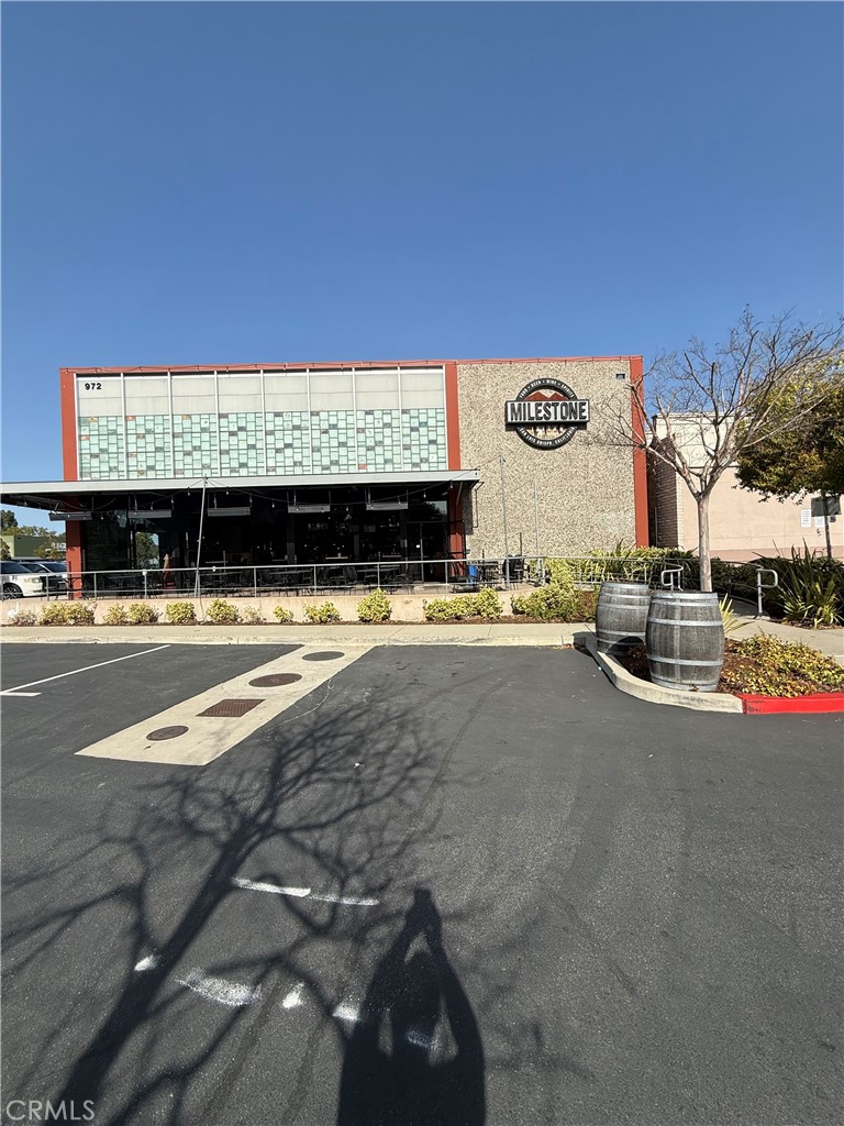 972 Foothill Boulevard Property Photo 1