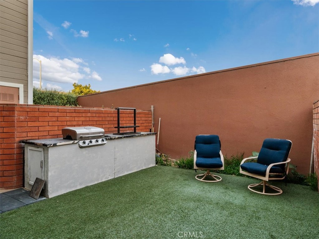 2403 Country Property Photo 6