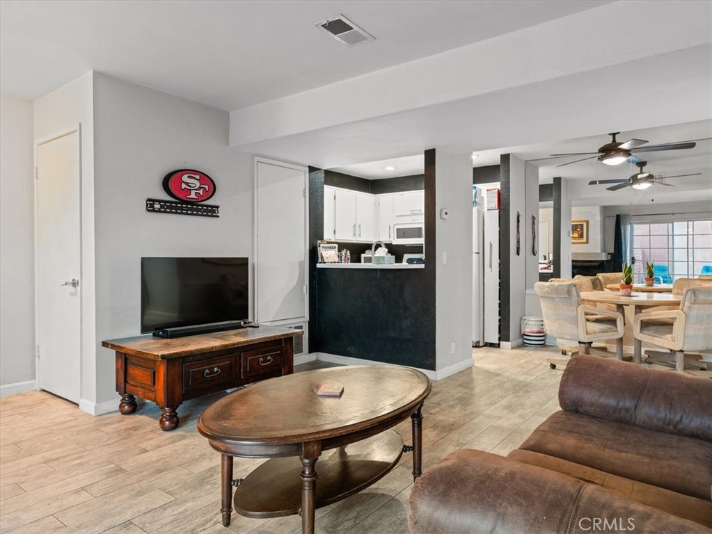 2403 Country Property Photo 8