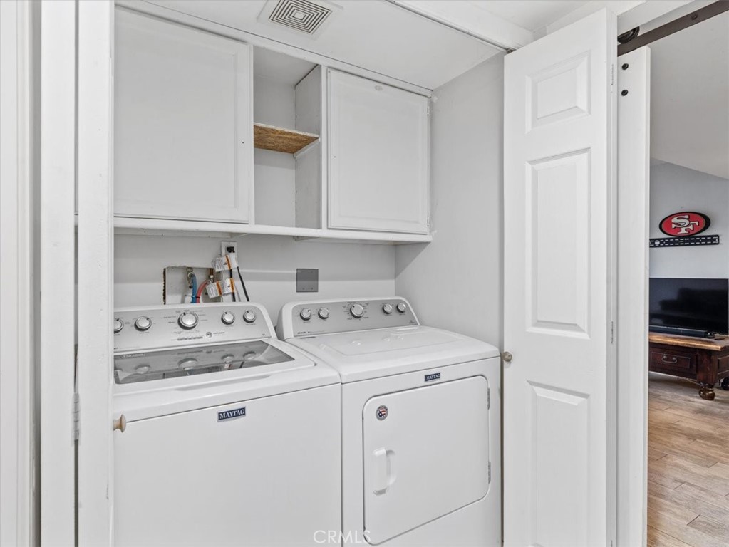 2403 Country Property Photo 17