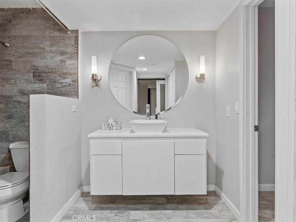 2403 Country Property Photo 18
