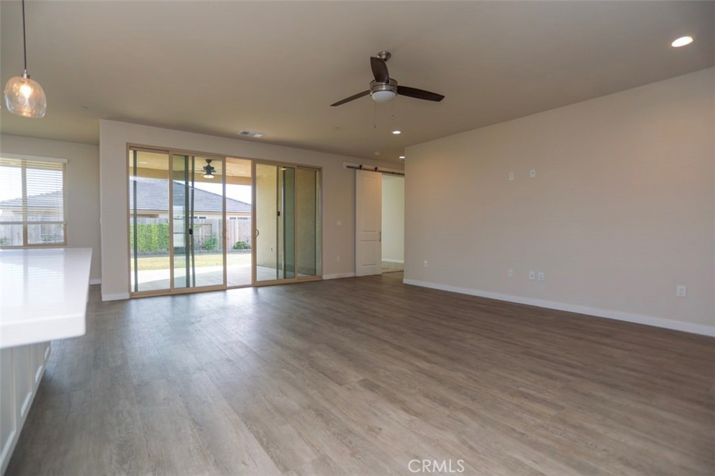 11001 Arundel Property Photo 28