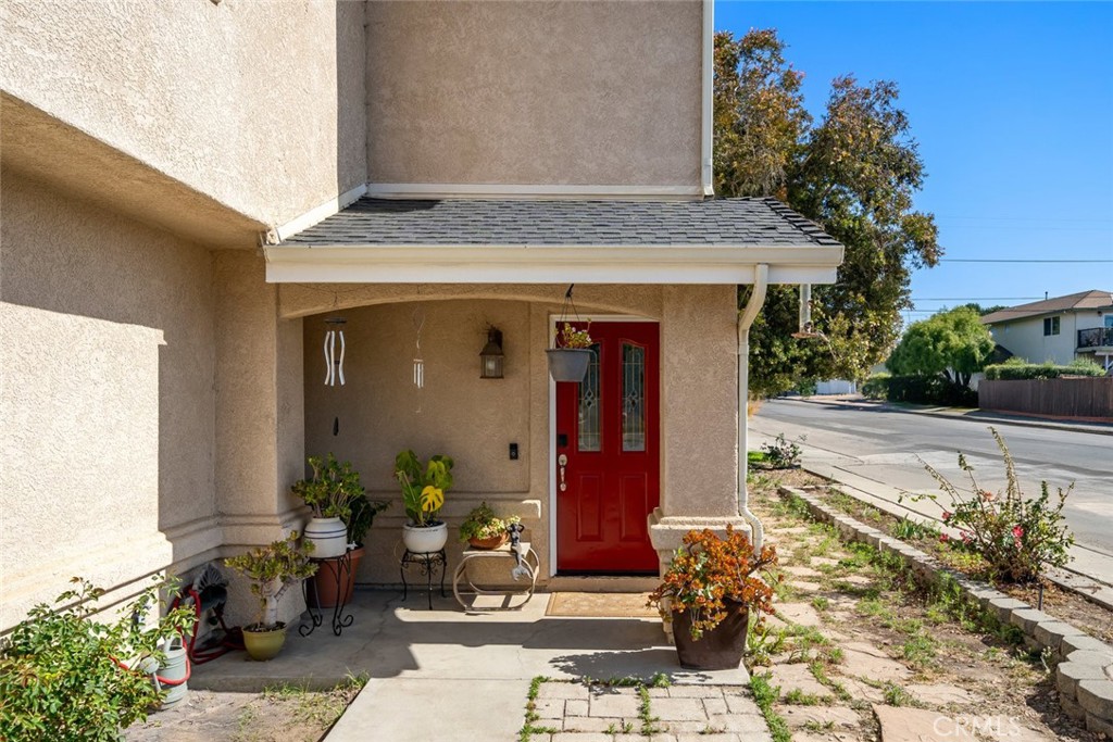 1681 Ocean Property Photo 3