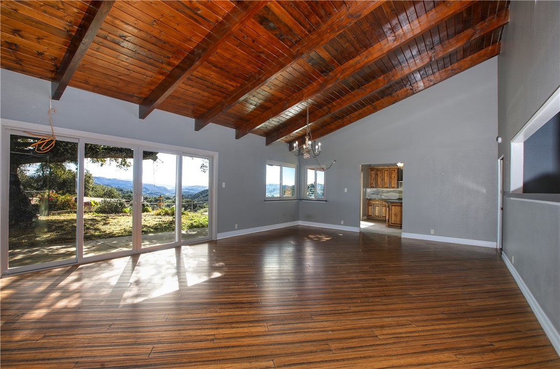 7840 Cougar Ridge Property Photo 17