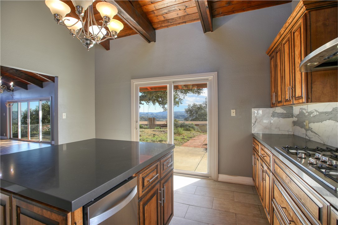 7840 Cougar Ridge Property Photo 22