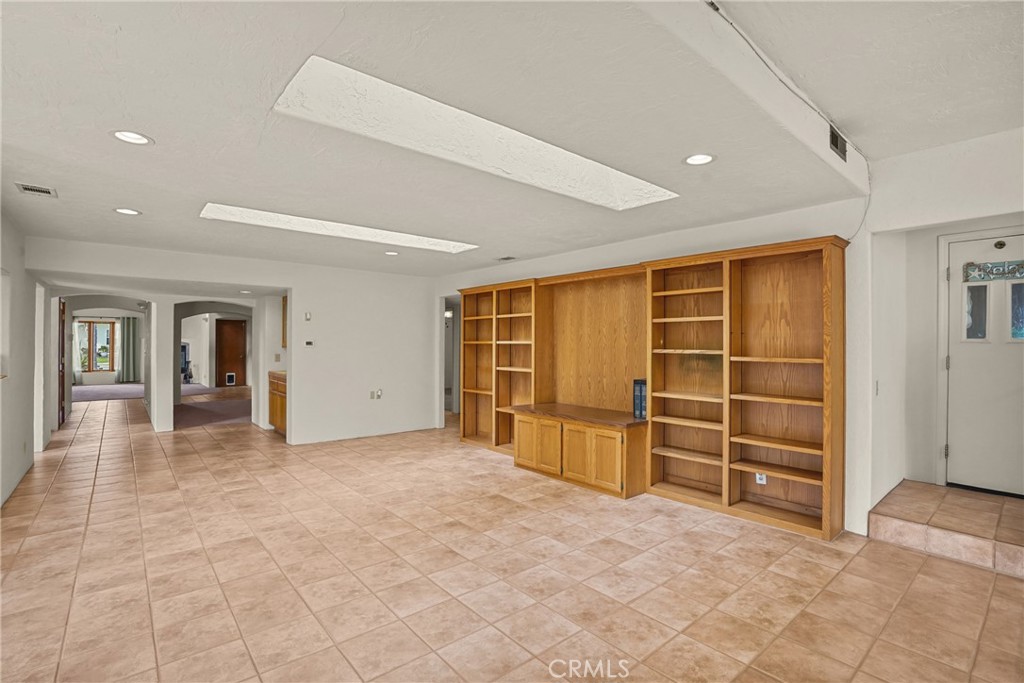 914 S Mcclelland Property Photo 12