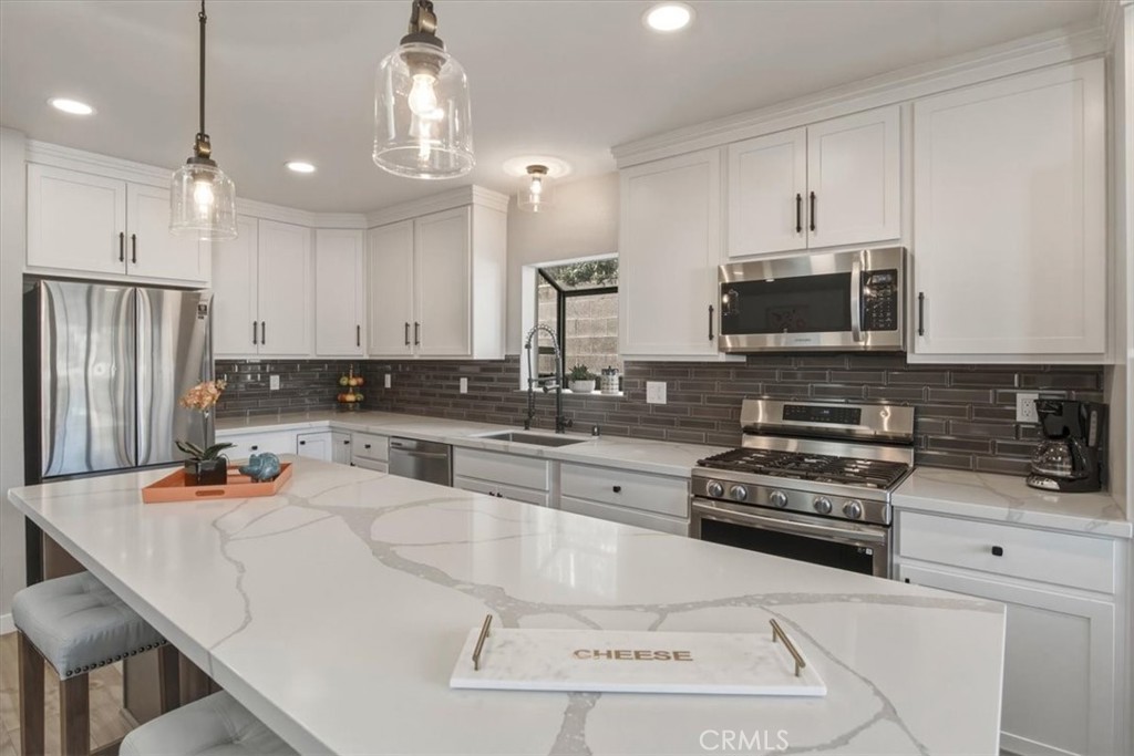 143 Vine Property Photo 12