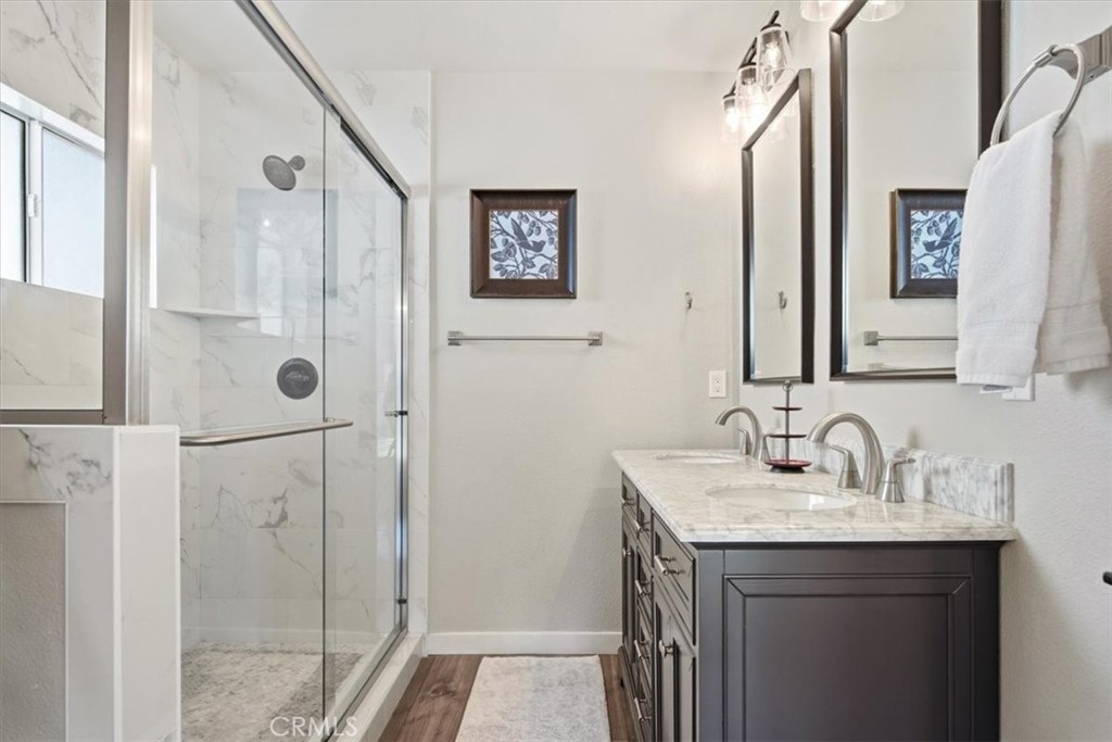 143 Vine Property Photo 28