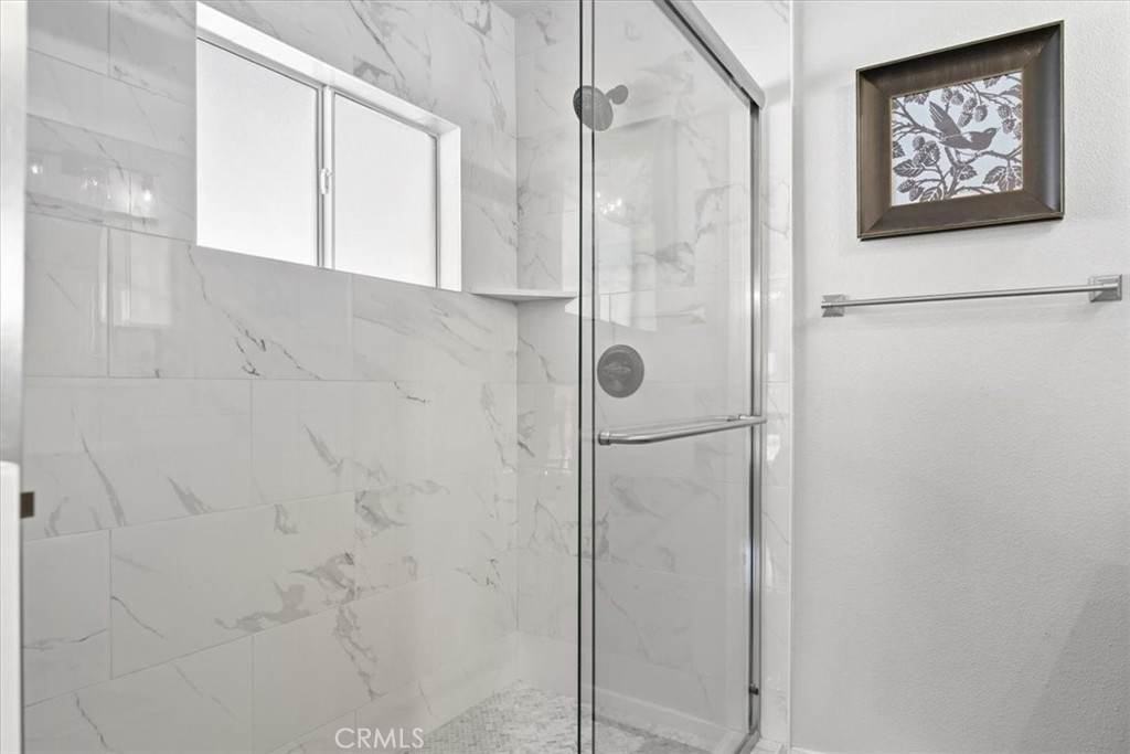 143 Vine Property Photo 30