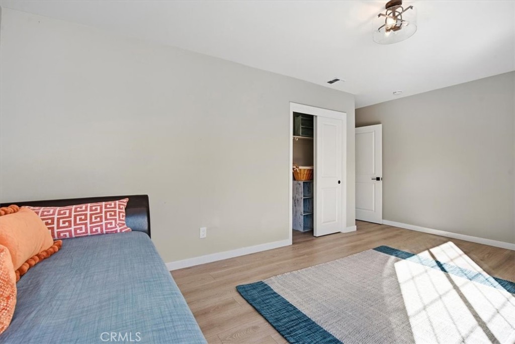 143 Vine Property Photo 41