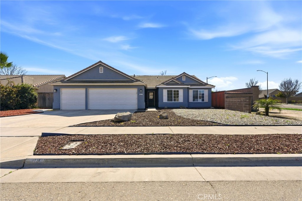 865 Avalon Drive Property Photo 1
