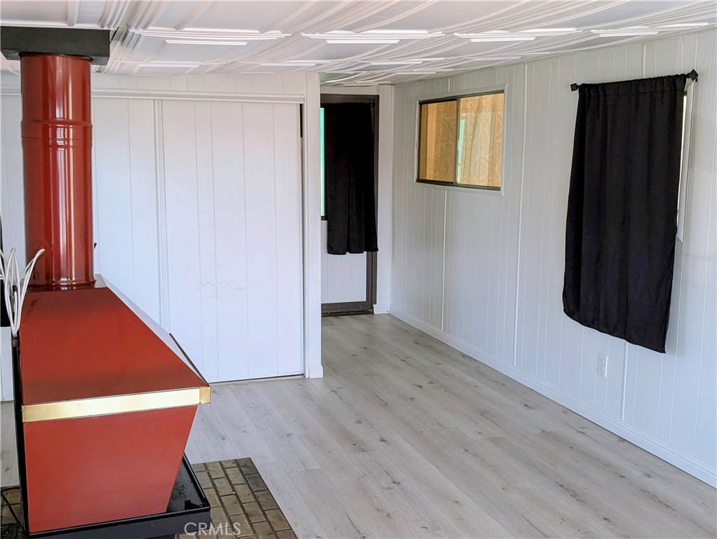 461 Saturn Court Property Photo 7