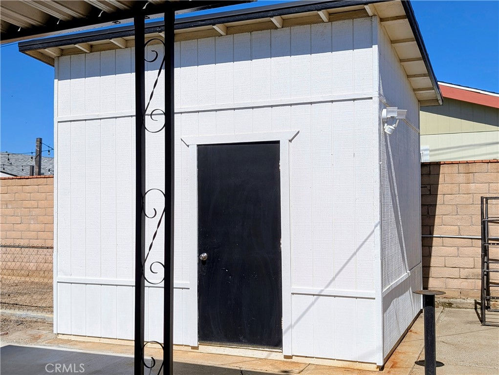 461 Saturn Court Property Photo 25