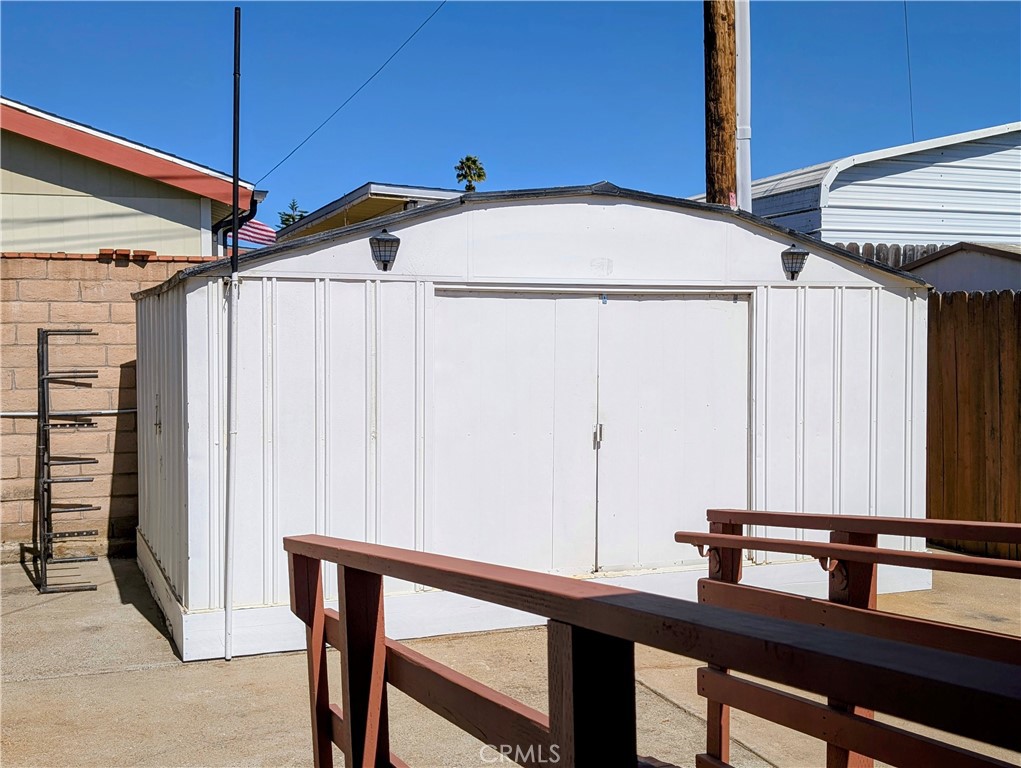461 Saturn Court Property Photo 26