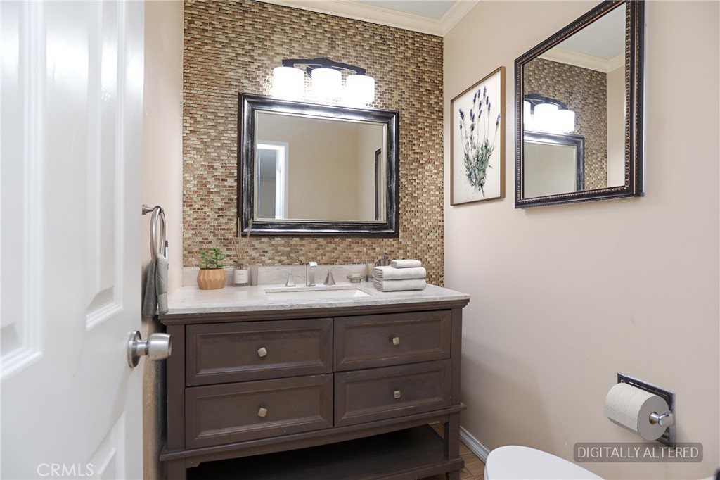 1321 N Bradley Property Photo 10
