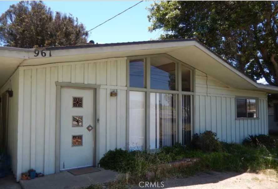 961 W Foothill Boulevard Property Photo 1