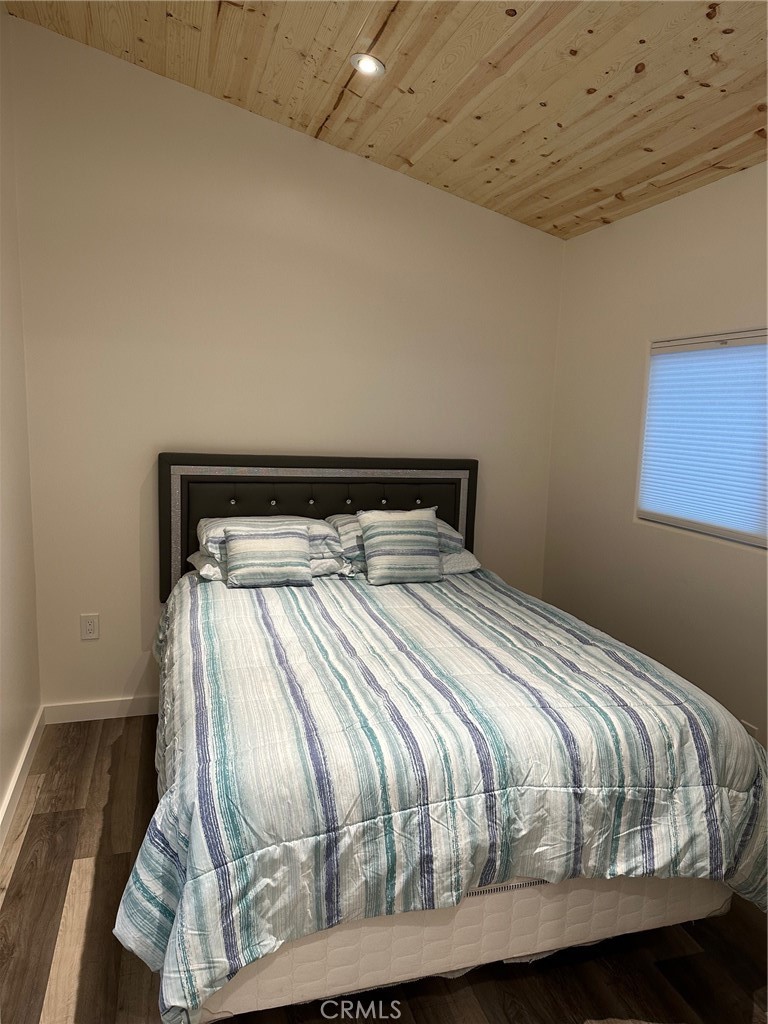 1220 1218 E Grand Avenue Property Photo 22