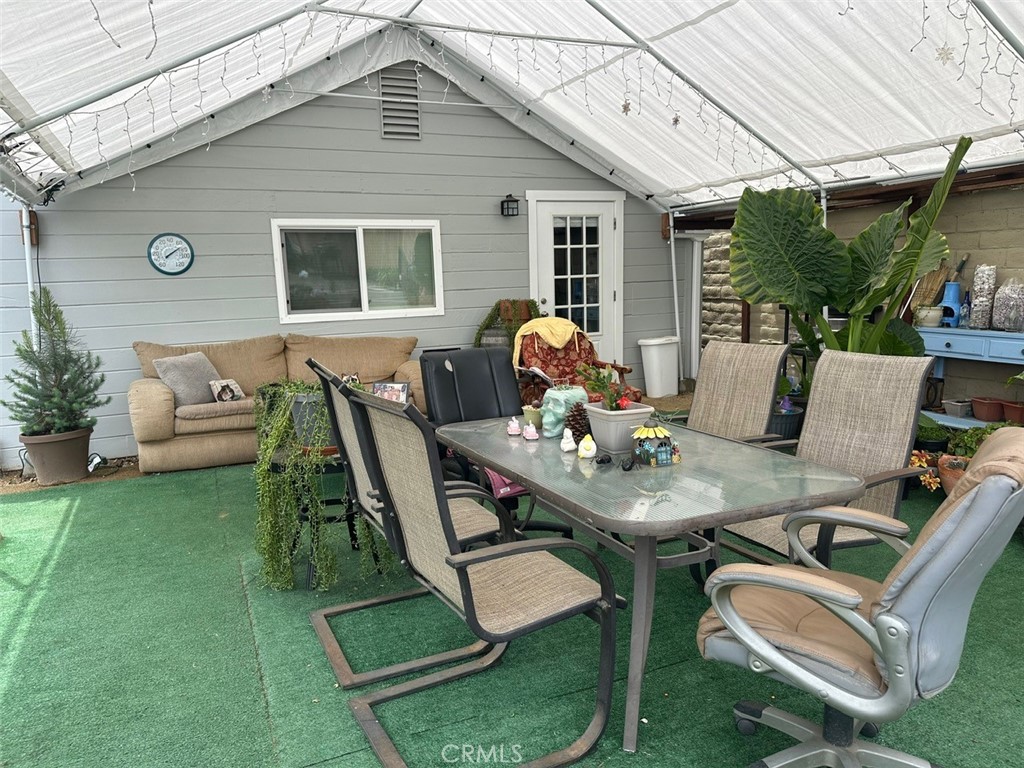 1220 1218 E Grand Avenue Property Photo 29
