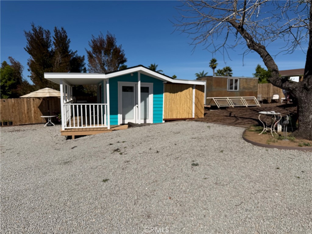1220 1218 E Grand Avenue Property Photo 43