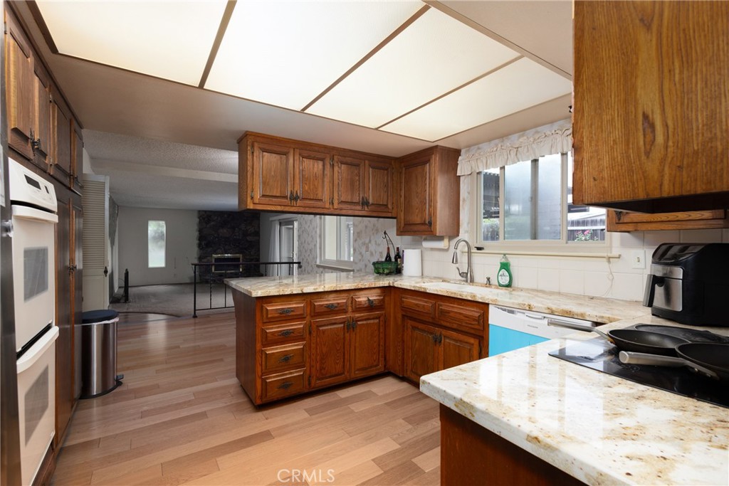 4551 Brighton Property Photo 17