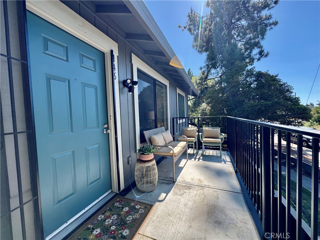 146 Donoso Plz Property Photo 2