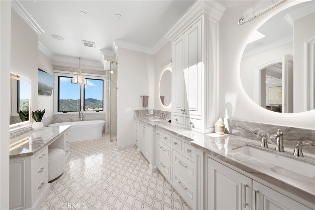 506 Bella Terra Court Property Photo 38