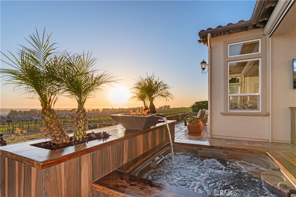 1564 Eucalyptus Property Photo 42
