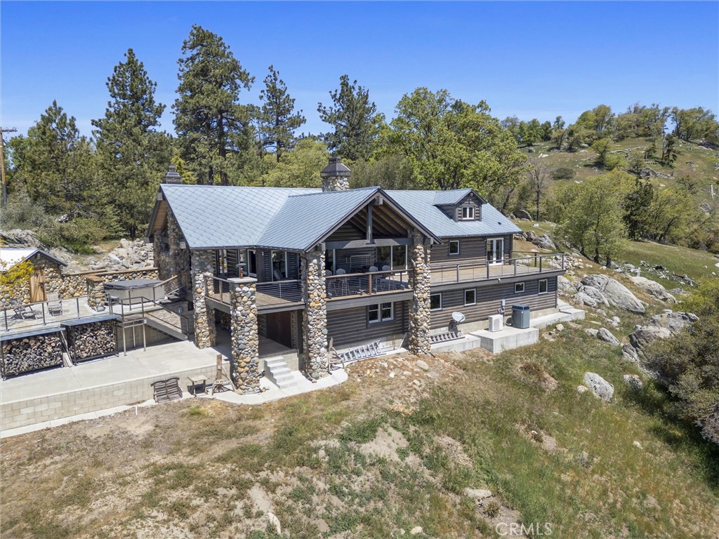 27241 Deertrail Drive Property Photo 4