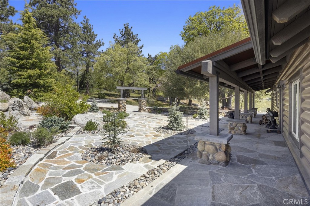 27241 Deertrail Drive Property Photo 7
