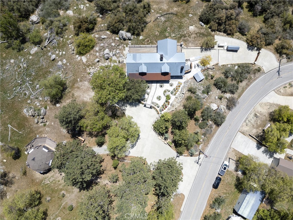 27241 Deertrail Drive Property Photo 10