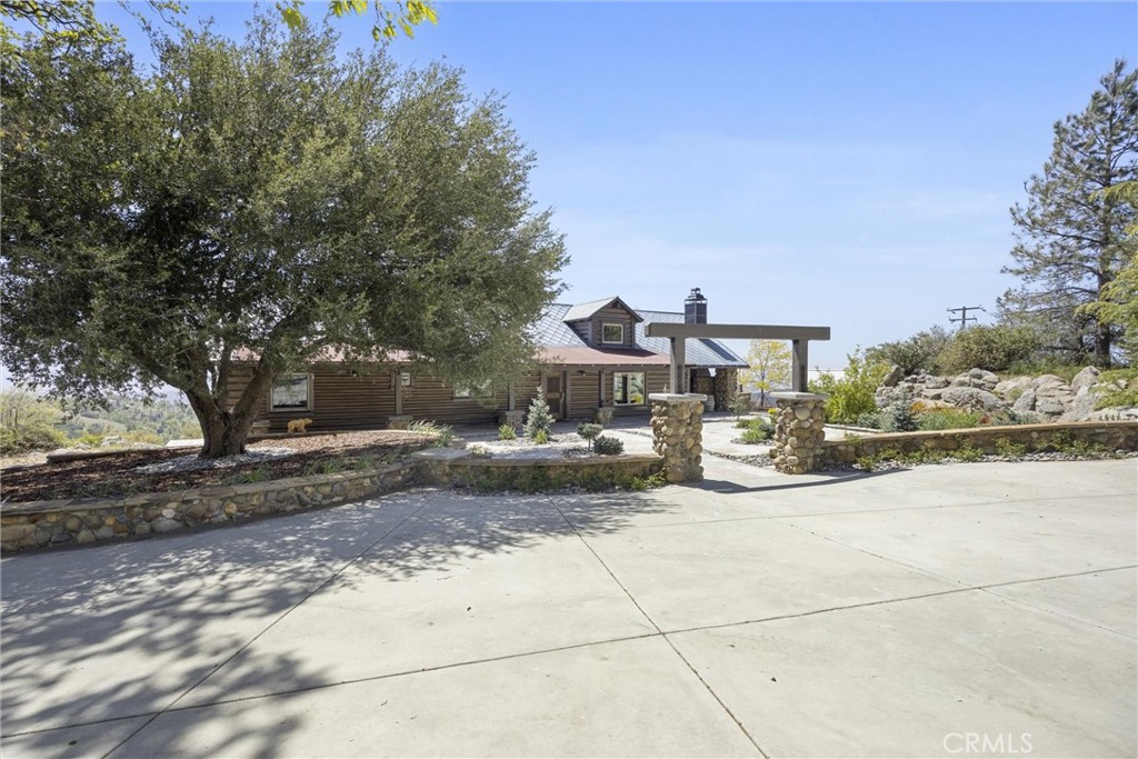 27241 Deertrail Drive Property Photo 12
