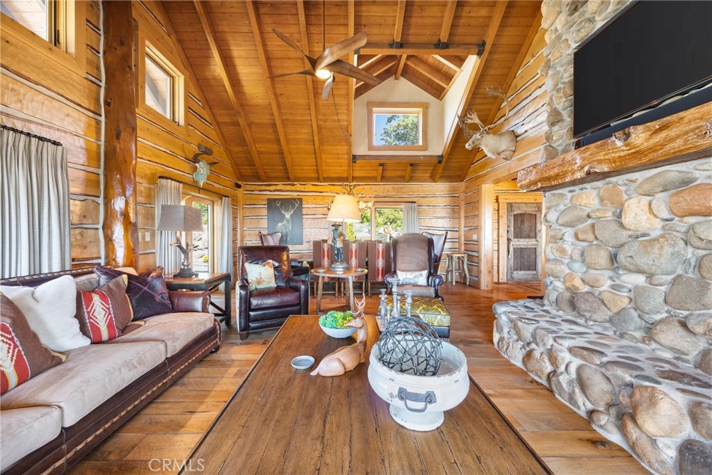 27241 Deertrail Drive Property Photo 20