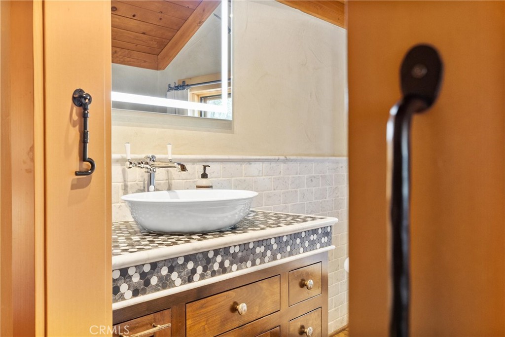 27241 Deertrail Drive Property Photo 41