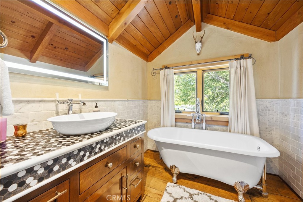 27241 Deertrail Drive Property Photo 42