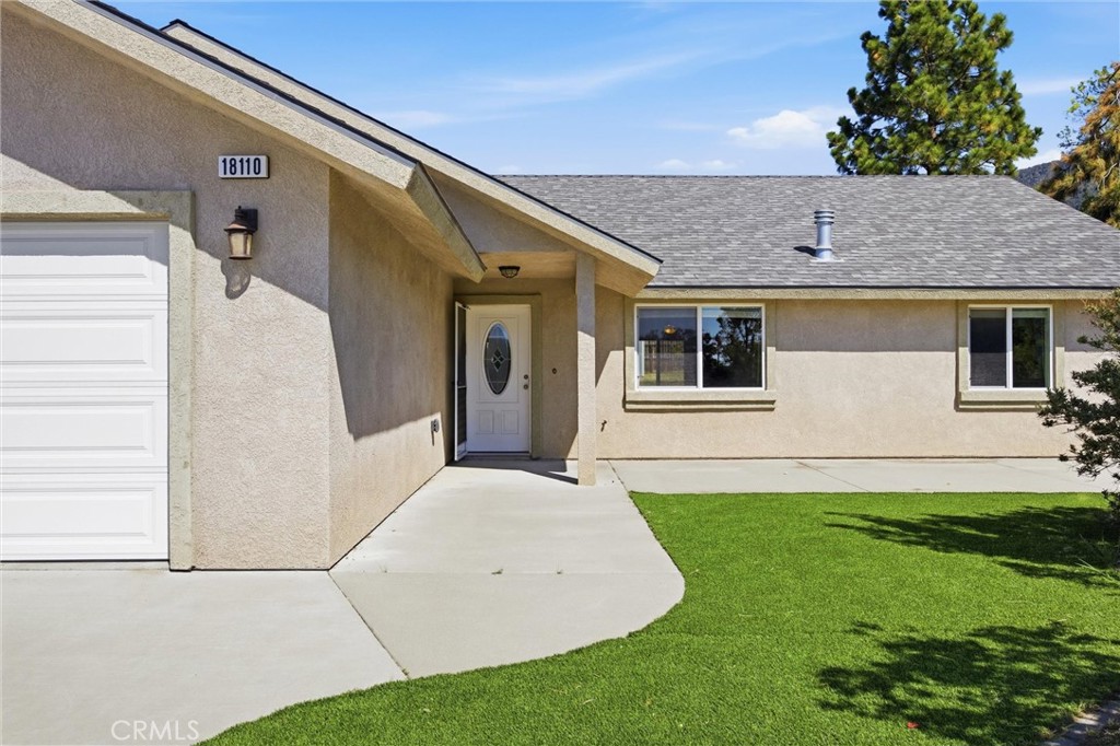 18110 Churchill Property Photo 9