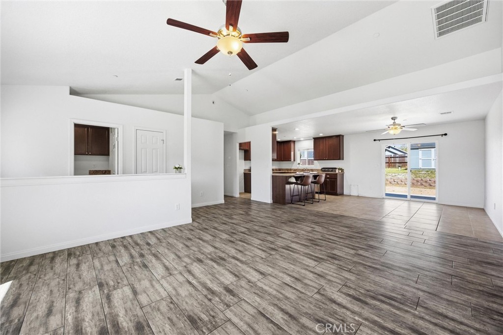 18110 Churchill Property Photo 15