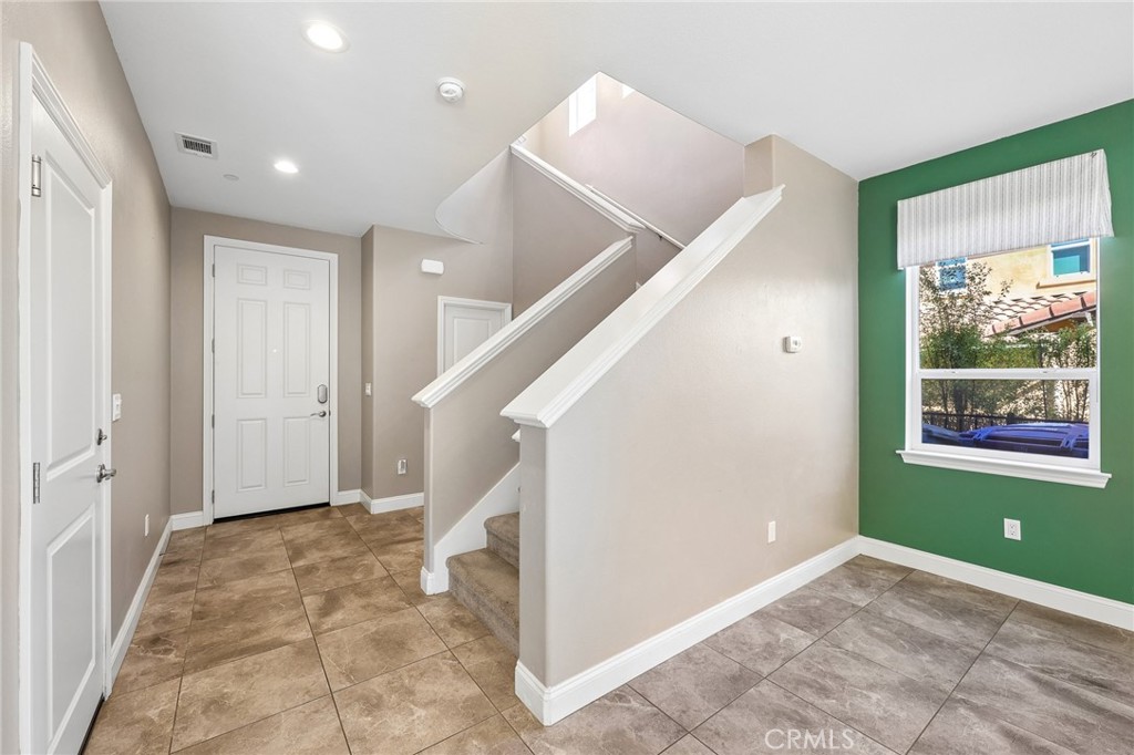 5628 Aidan Way Property Photo 2