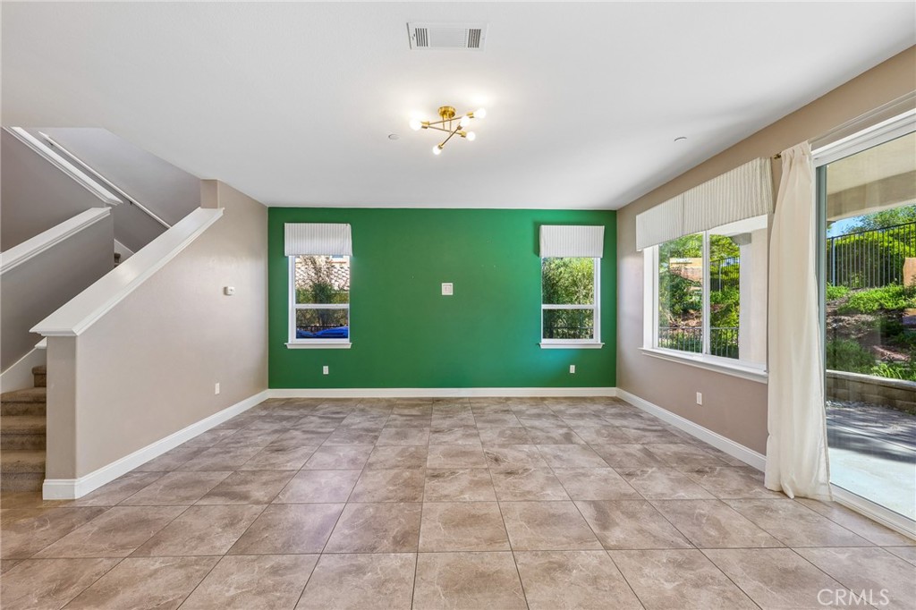 5628 Aidan Way Property Photo 4