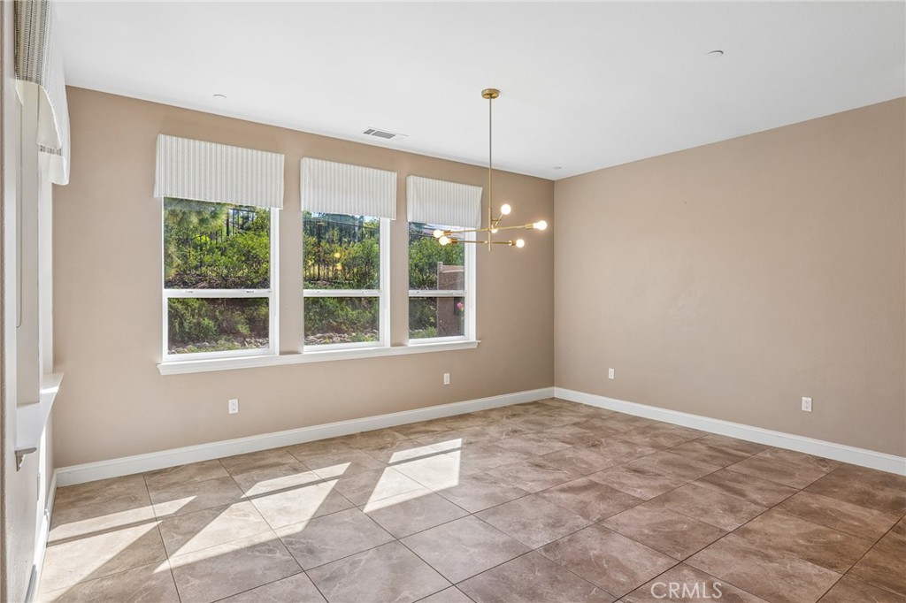 5628 Aidan Way Property Photo 8
