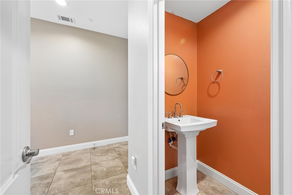 5628 Aidan Way Property Photo 14
