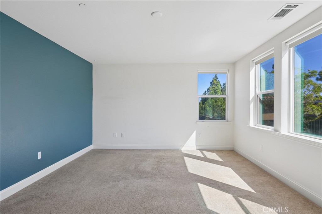 5628 Aidan Way Property Photo 17