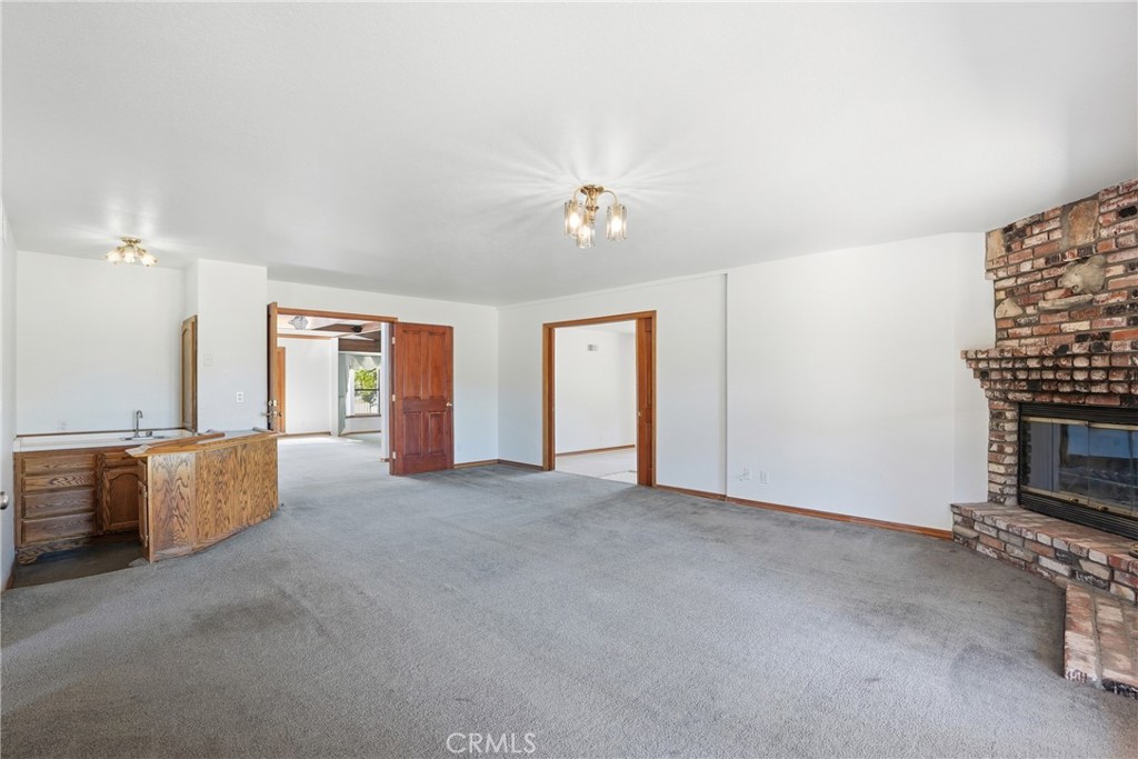 140 E Rice Ranch Road Property Photo 9